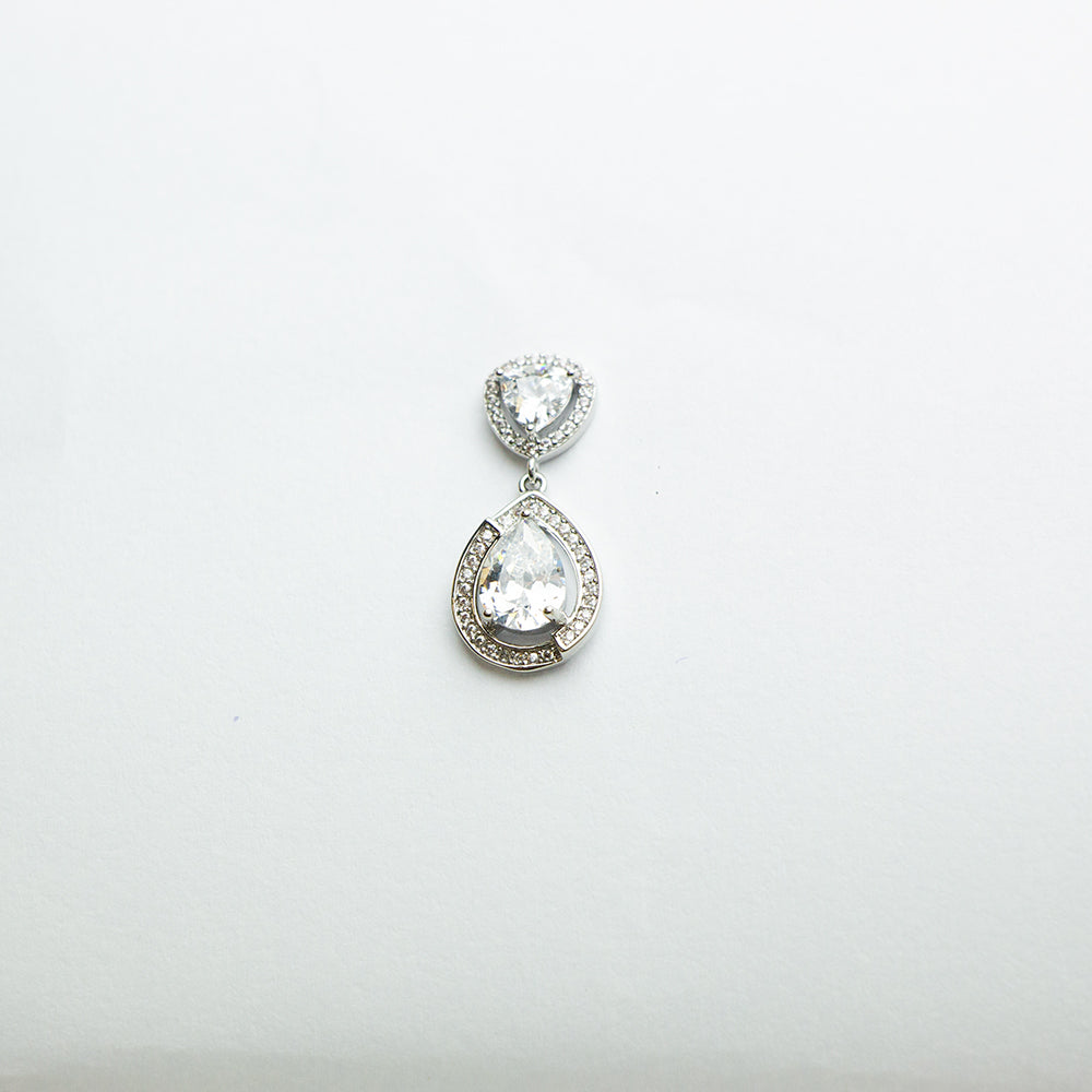 Single teardrop earring detailed view